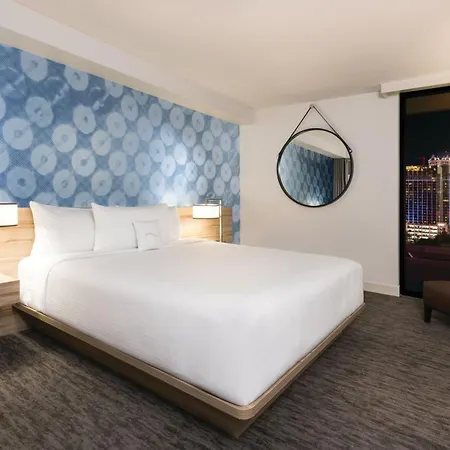 The Linq Hotel & Casino - A Caesars Rewards Destination-2
