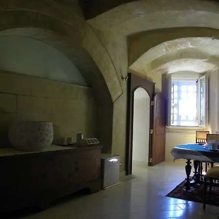 Locus Amoenus-2