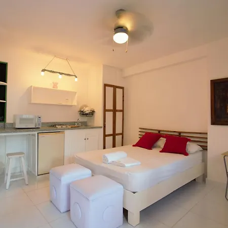 La Puerta Roja Guest House-3