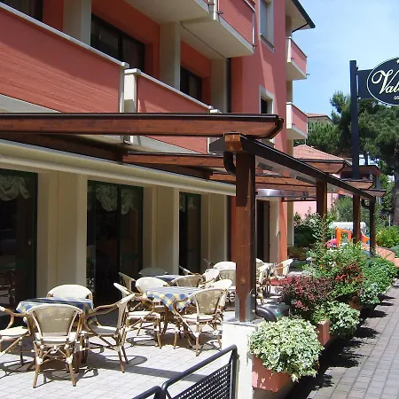Hotel Valentino-3