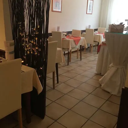 Hotel Am Ufer-2