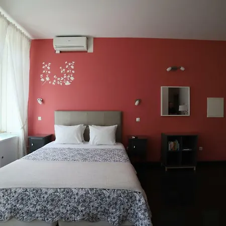 Pinho Apartments, Studios And Rooms-3