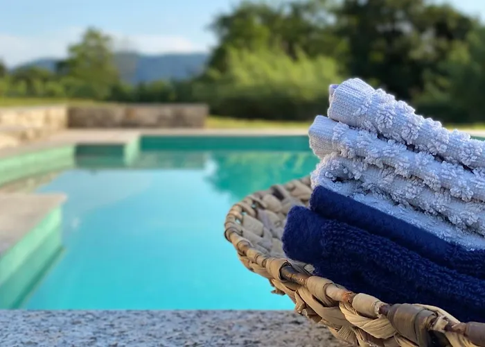 Hotel con vista: Le Village Sarzana