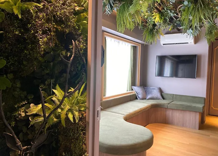 Pet Friendly hotel: The Wardrobe Hotel Shimokitazawa
