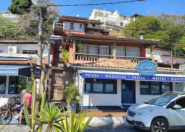 Aluguéis de temporada: Bardot Apartamentos