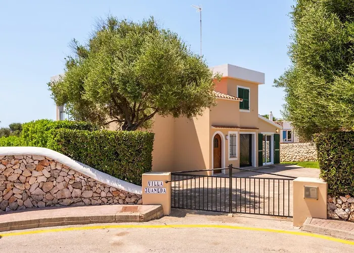 Chalet: Villa Juaneda