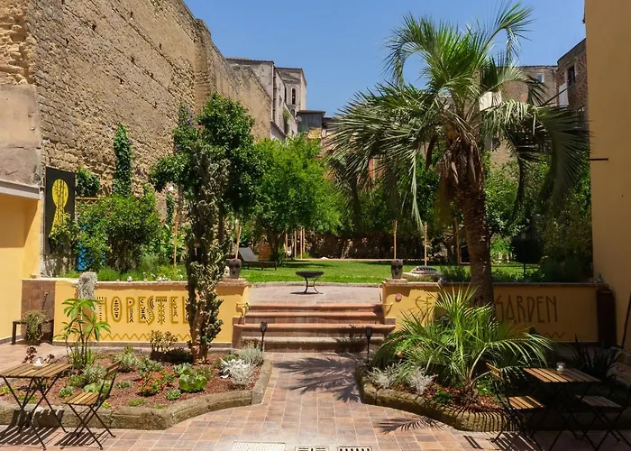 HOPESTEL Secret Garden