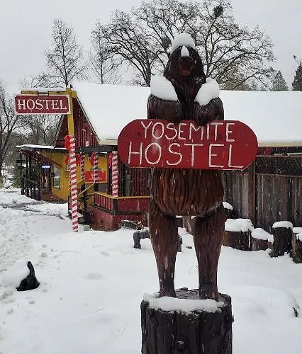Resort: Yosemite International Hostel