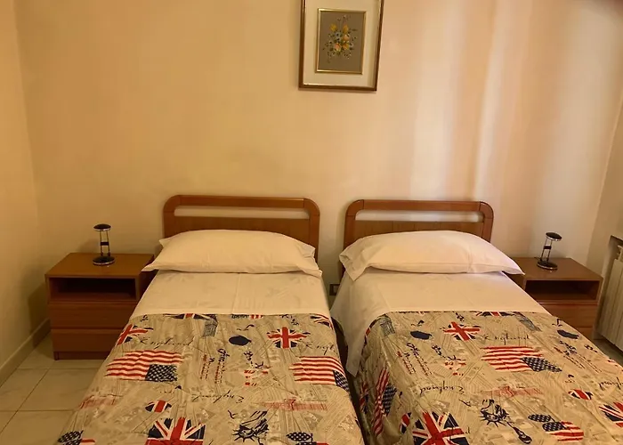 Albergo centrale: Hotel Elena