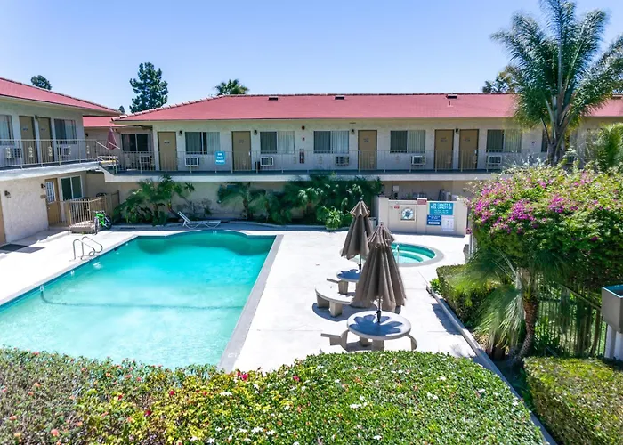  California Suites