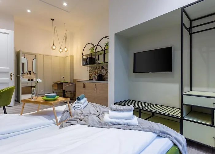 All Vacation Rentals Gellert Budapest Suites