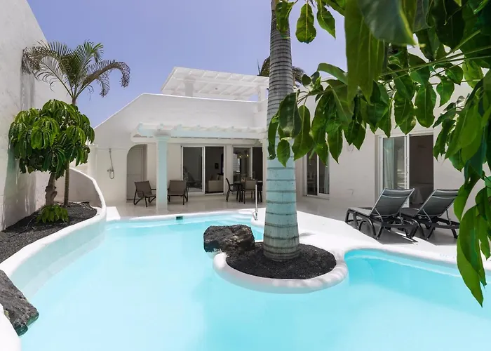 Private Villa: Bahiazul Villas Corralejo By Vreagestion
