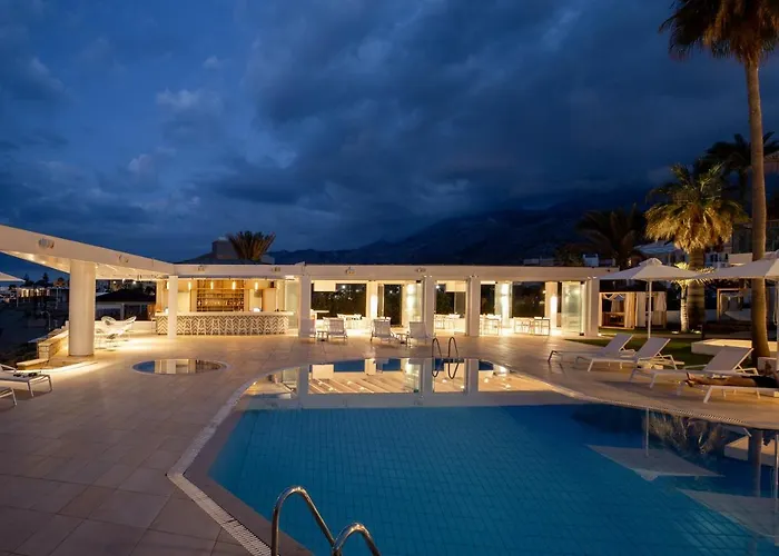 4 sterren hotel: Akrogiali Beach Hotel Apartments