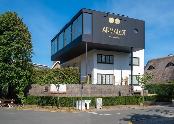 B&B Armalot By Julia