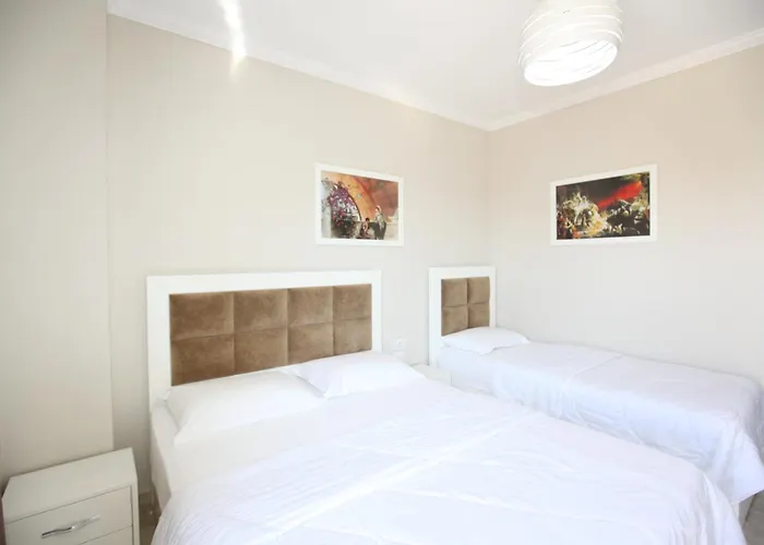 Hotel con piscina: Hotel Mare