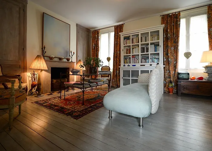 Hôtel accueillant les animaux: Logis Saint-Léonard