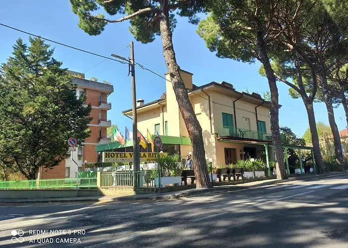 Resort: Hotel Flowers