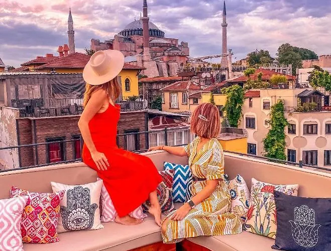 Henna Istanbul