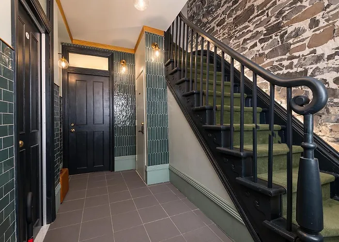 B&B only: Le Coureur Des Bois