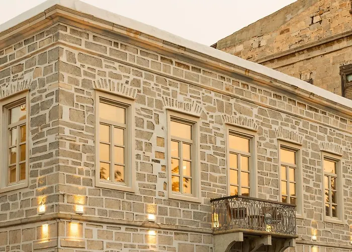 Hotels Close to Airport Syros Soul Luxury Suites