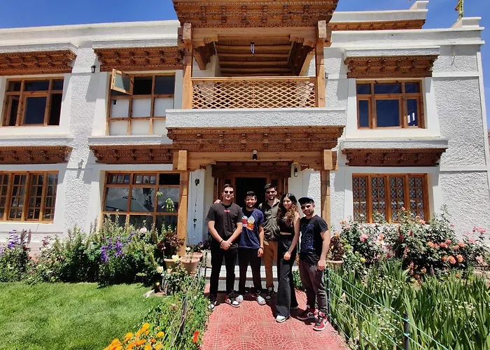 Namra Villa
