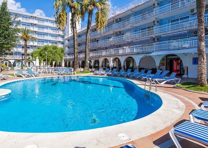 Ping Pong hotel: Hotel Apartamentos Solimar