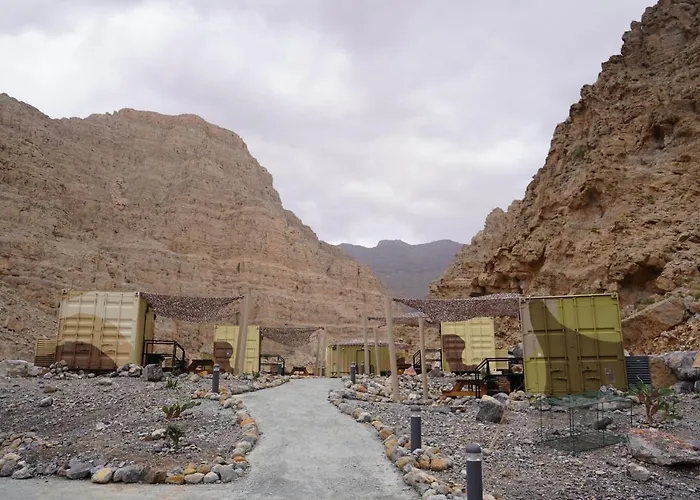 Hotel: Bear Grylls Explorers Camp