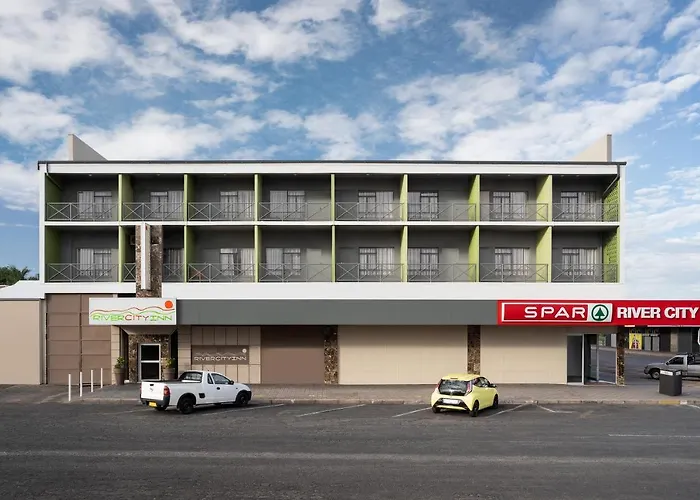 Golf hotel: River City Inn