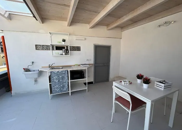 Aura B&B