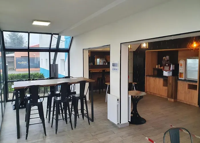 Hôtel accueillant les animaux: Kyriad Direct Orleans - Olivet - La Source