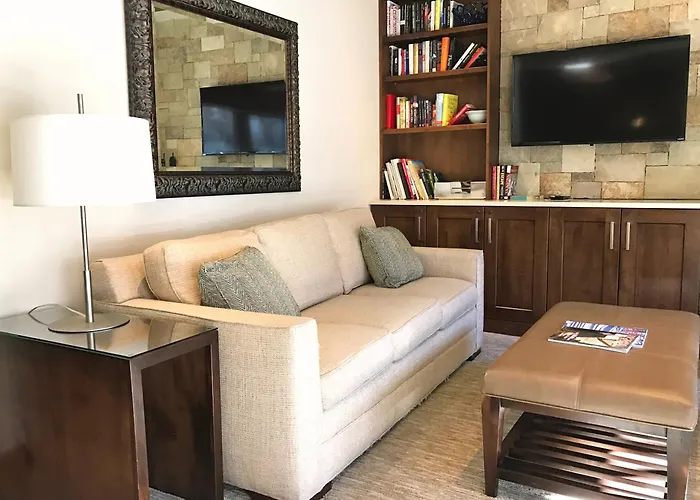  Aspen Square Condominium