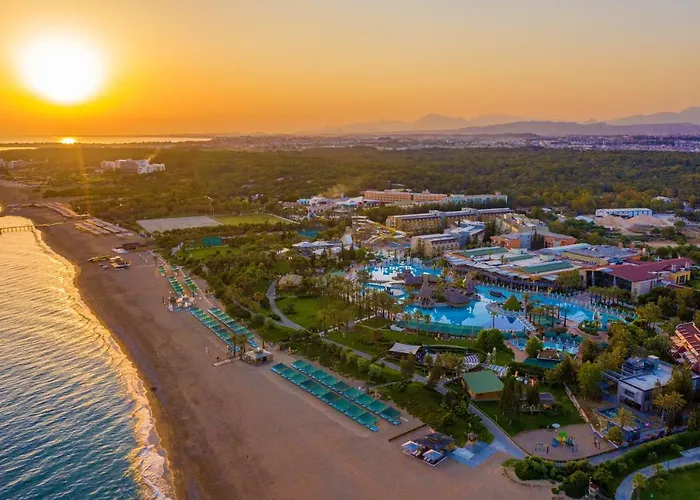 5 star hotel: Aqi Pegasos World