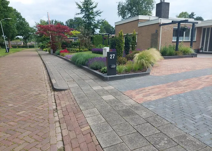 Achter de Beukenboom
