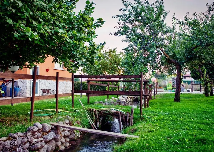 Villa con piscina: Agriturismo Il Vecchio Pollaio