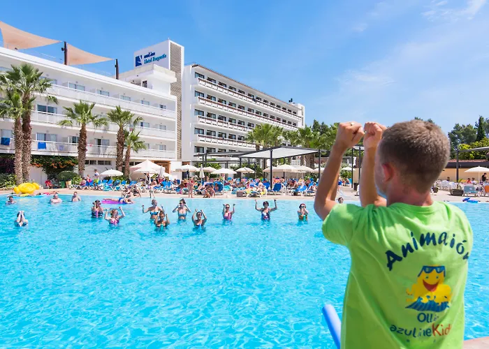 Azuline Hotel Bergantin