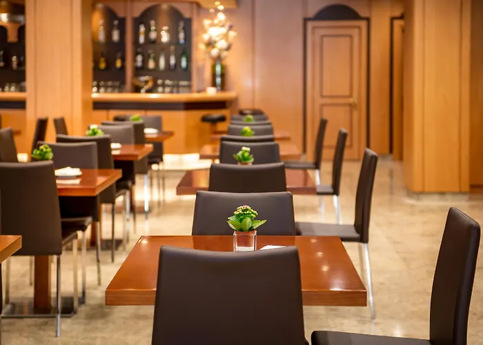 Hotel de 4 estrellas: Hotel Praga