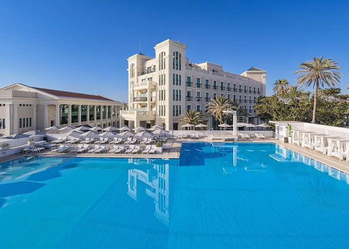 Hotel 5 estrelas: Las Arenas Balneario Resort