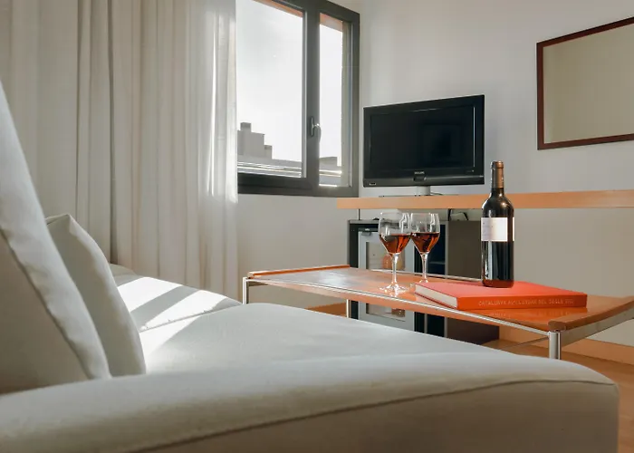 Resort: Catalonia Barcelona Beach