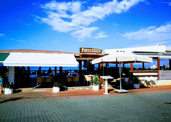 Hôtel: Elmi Beach Hotel & Suites