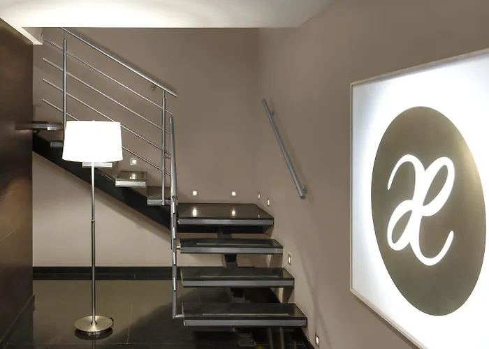 Hotels Close to Airport Exe Suites Reforma