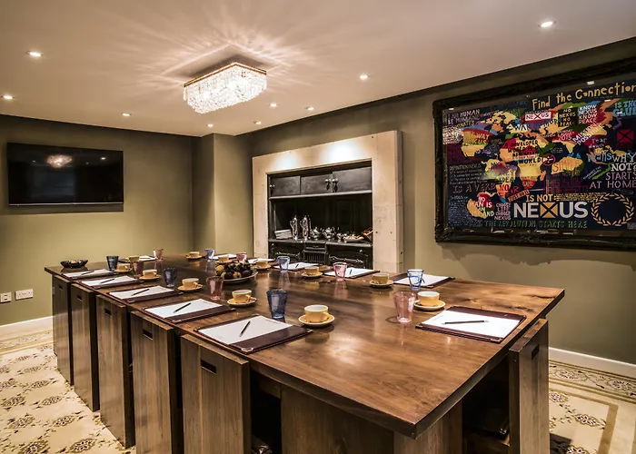 Pet Friendly hotel: Abbey Hotel Bath, A Tribute Portfolio Hotel