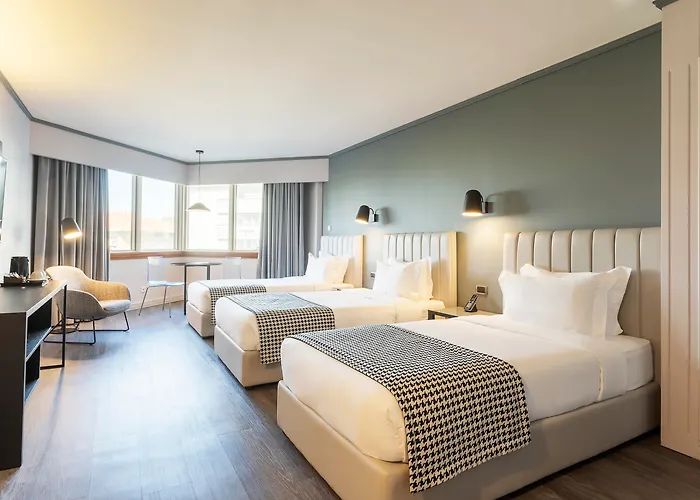 Hotel with view: Hf Fenix Porto