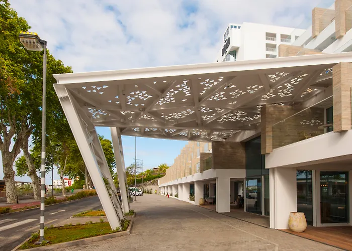 Beach hotel: Hotel Alto Lido