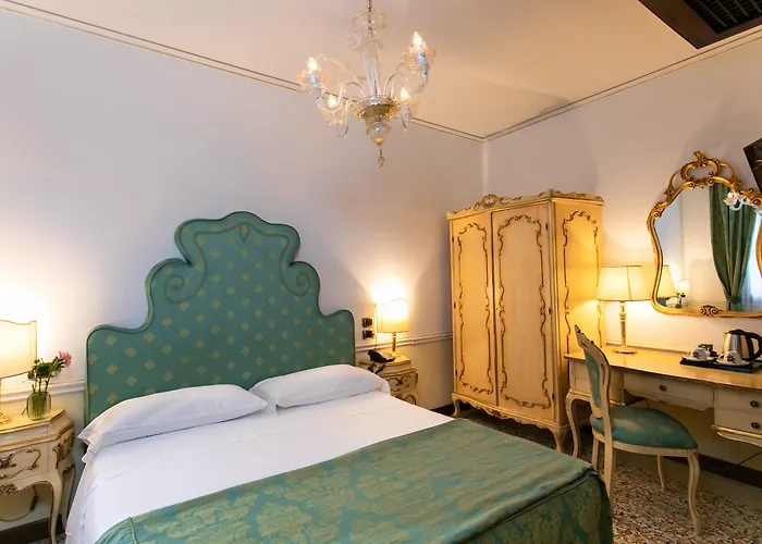 In Luxury hotels Ca' Vendramin Zago
