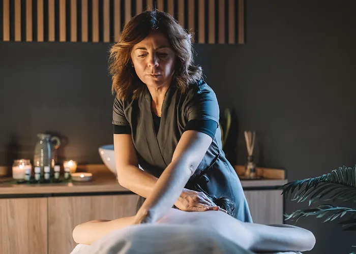 Hotels with tennis Elite & Spa
