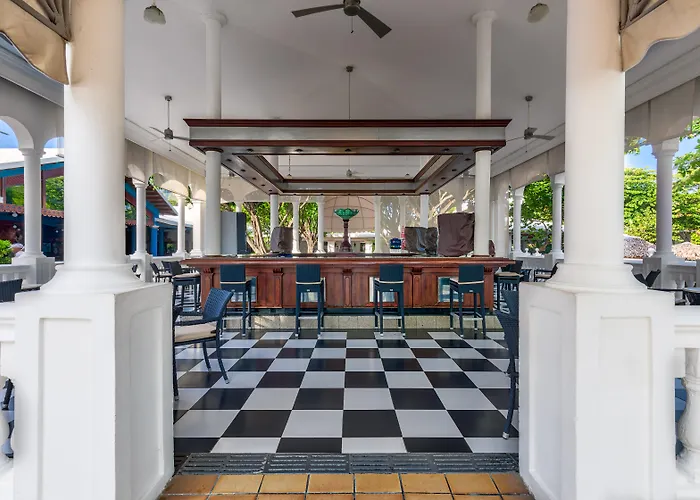 Hotels with tennis Playabachata