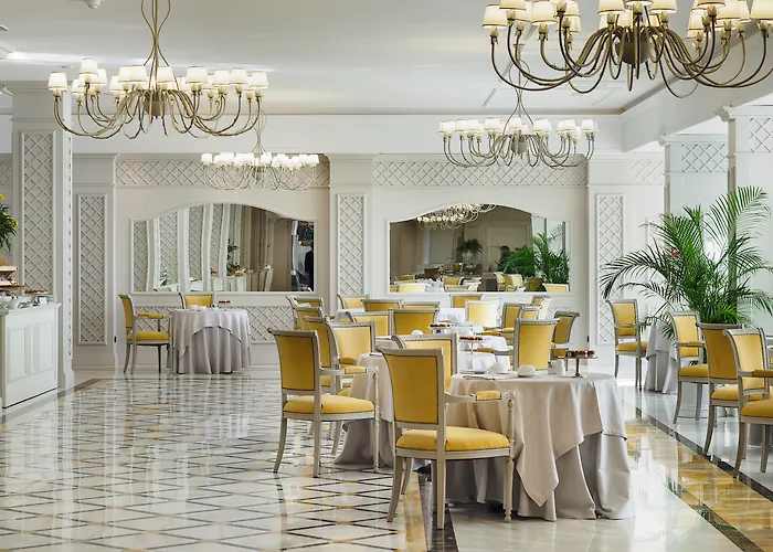 Mazzaro Sea Palace - The Leading s Of The World