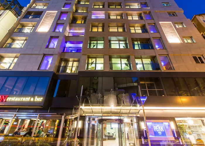 Hotel de 5 estrellas: Ramada By Wyndham Istanbul Pera Taksim