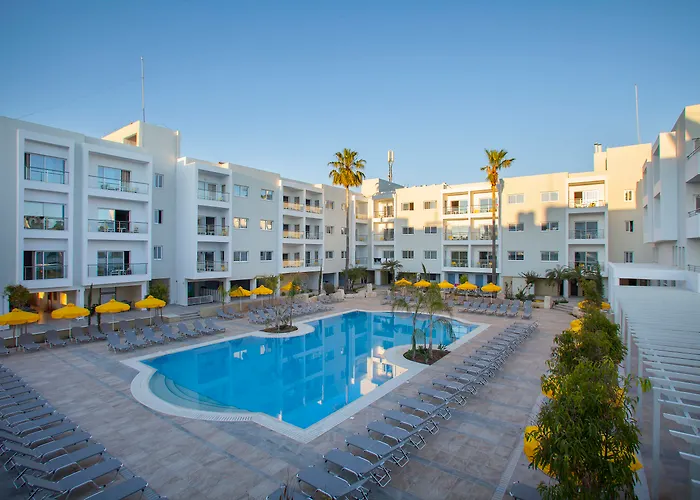 Mayfair Gardens