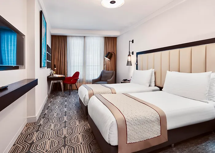 5 star hotel: Moevenpick Istanbul Hotel Golden Horn